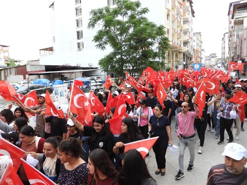İlçemizde Gençlik Yürüyüşü Düzenlendi